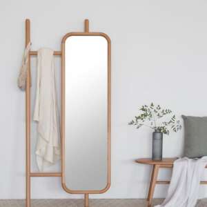 กระจกคุณพ่อมือหนัก – กระจกตั้งพื้นทรงสี่เหลี่ยมกรอบไม้หนา